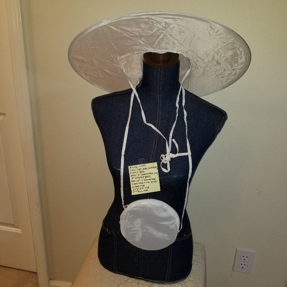 #626 NWOT White Foldable Hat & Zip Bag $100 OBO!